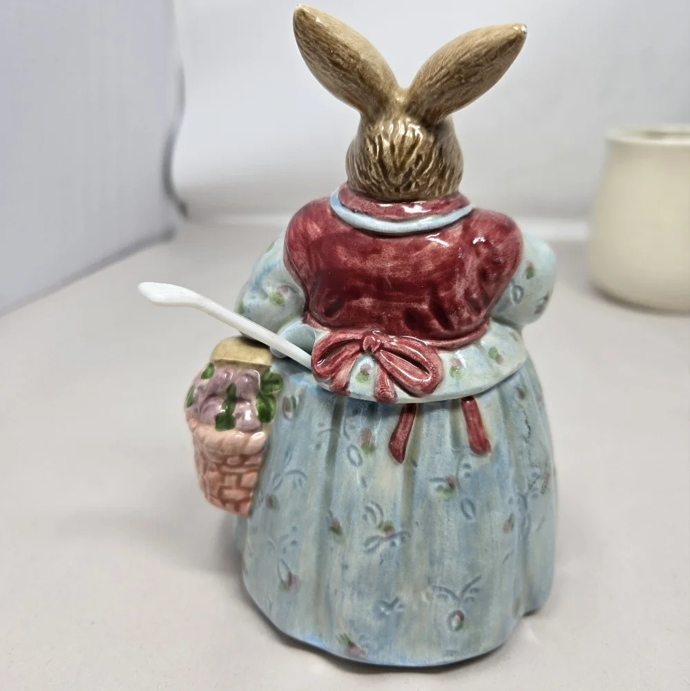 Vintage Otagirl Mrs Rabbit Ceramics 2 Tea Cups-Sugar Holder & Spoon Edith Coll.